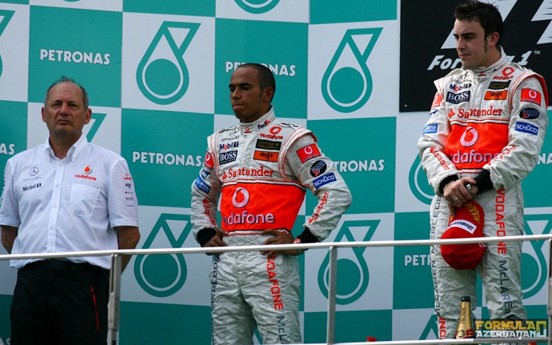 McLaren, Ron Dennis, Lewis Hamilton, Fernando Alonso