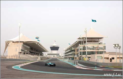 Abu Dabi: Gündüz başlayıb, axşam qurtaran yarış (video) Abu Dabi: Gündüz başlayıb, axşam qurtaran yarış (video)