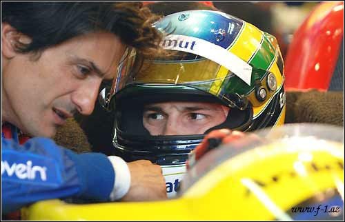 B.Senna Force İndia ilə danışıqlar aparır