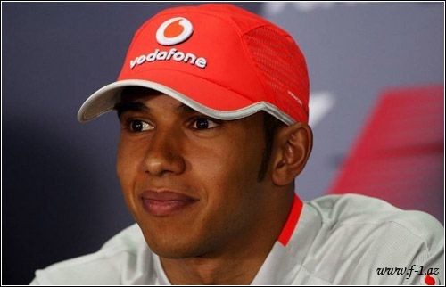 Stüardlar L.Həmiltonu diskvalifikasiya ediblər