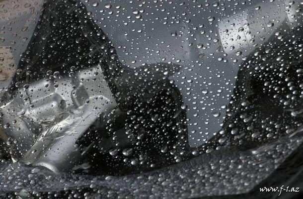 Barselonada yağış yağır…