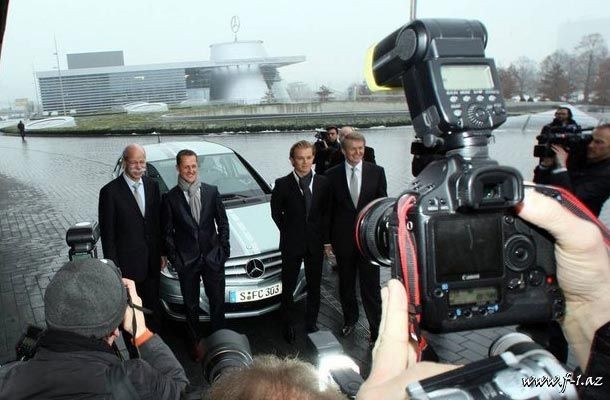 Mercedes: Təqdimata hər şey hazırdır (video) Mercedes: Təqdimata hər şey hazırdır (video)