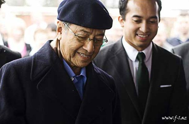 Norfolkda Lotus-un bazası açılıb