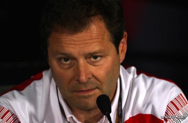 A.Kosta vəzifəsindən azad olunub