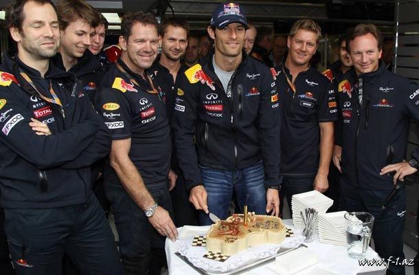 M.Uebber müqaviləsini uzadıb