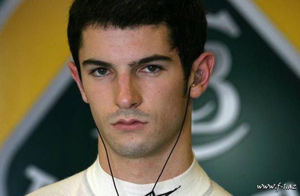 A.Rossi Caterham-in test sürücüdür