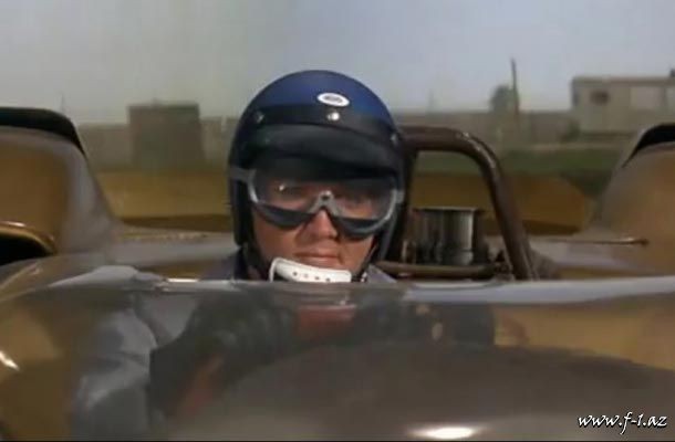 Elvis Presli… McLaren-in sükanı arxasında