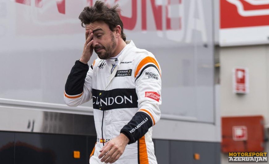 F.Alonso McLaren-də nə qədər yer itirib?