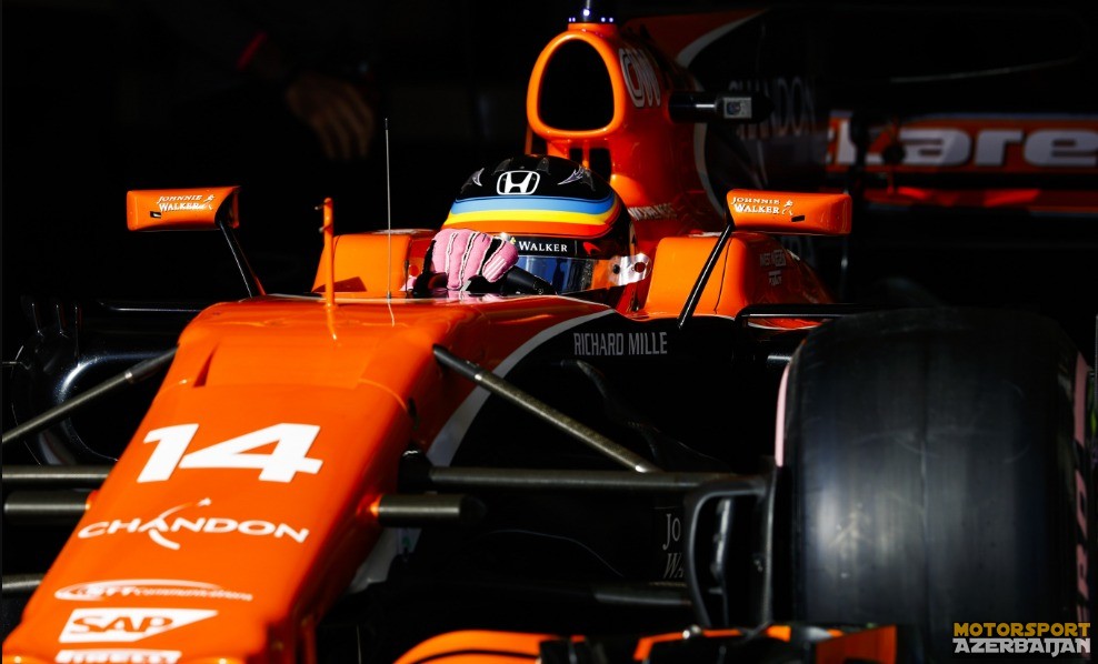 Sürücülərin nömrələri: 2-dən 77-yə kimi