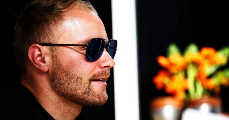 V.Bottas: “Rəqibi izləmək asanlaşıb”
