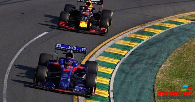 D.Kvyat heyvan kimi sürüb D.Kvyat heyvan kimi sürüb