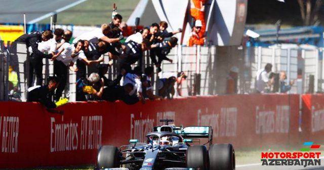 L.Həmilton: “Start qəribə oldu” L.Həmilton: “Start qəribə oldu”