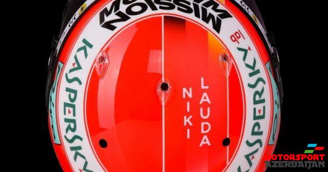 S.Fettel dəbilqəsini Laudaya həsr edib S.Fettel dəbilqəsini Laudaya həsr edib