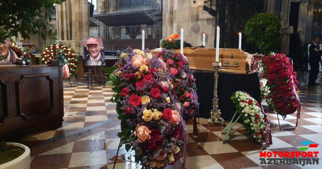 N.Lauda dəfn edilib N.Lauda dəfn edilib