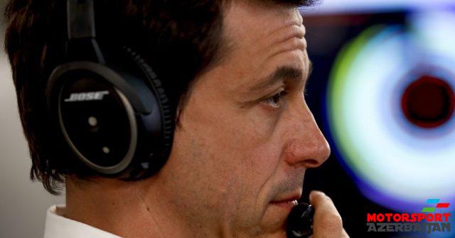 Toto Volff: Mik ikinci şansa layiqdir Toto Volff: Mik ikinci şansa layiqdir