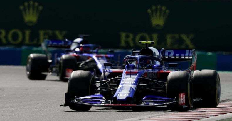 Toro Rosso sürücülərinin mübarizəsindən razı qalıb