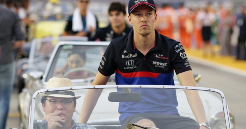 D.Kvyat: “Rusiya çətin olacaq”