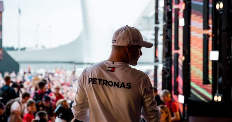 V.Bottas komanda əmri barədə düşünmür