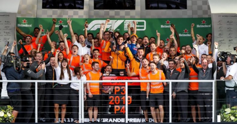 A.Zaydl: “Podiumu xəyal belə etmirdik”