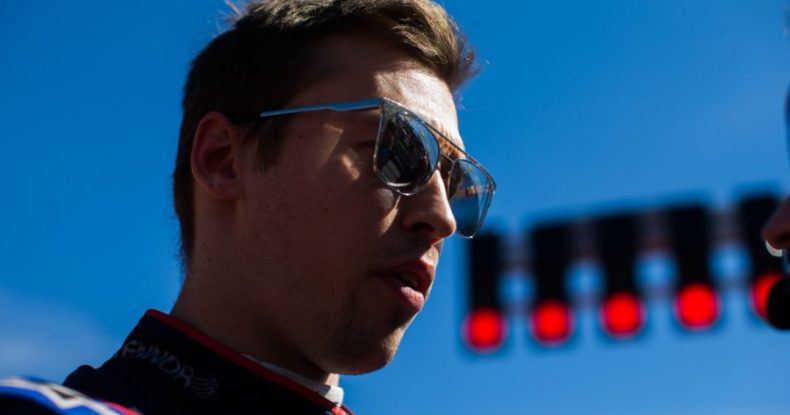 D.Kvyat yenə cərimələnib