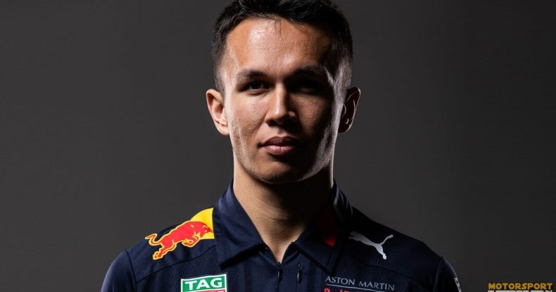 Rəsmən: Elbon Red Bull-da qalıb