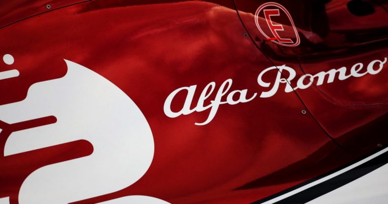 Alfa Romeo yeni maşında mühərriki işə salıb – VİDEO