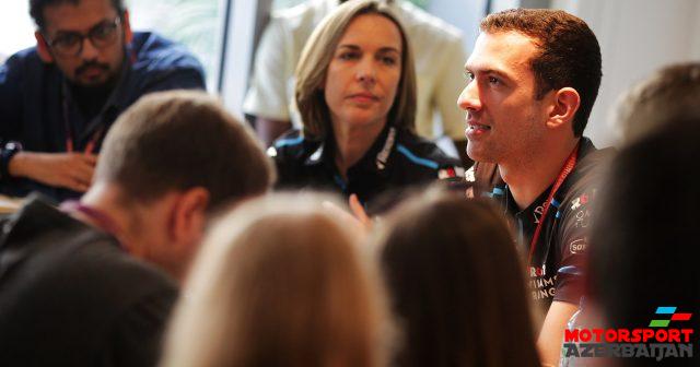 Rəsmən: Vilyams ailəsi idmandan gedib Rəsmən: Vilyams ailəsi idmandan gedib