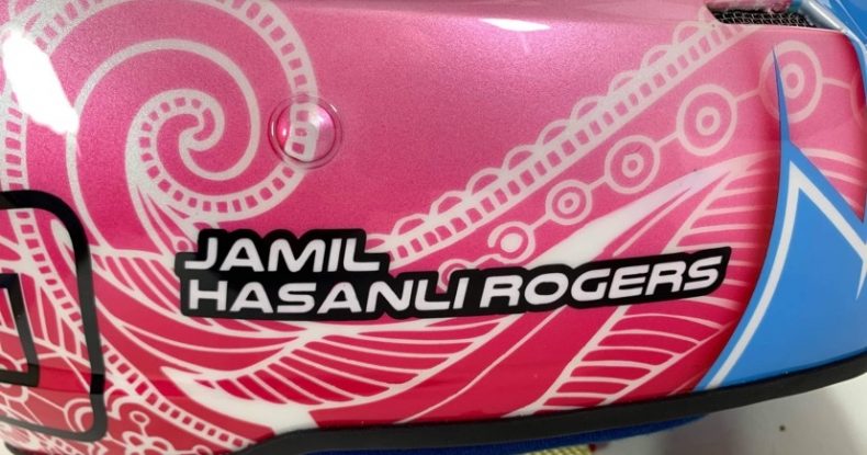 C.Rocers dəbilqəsini təqdim edib