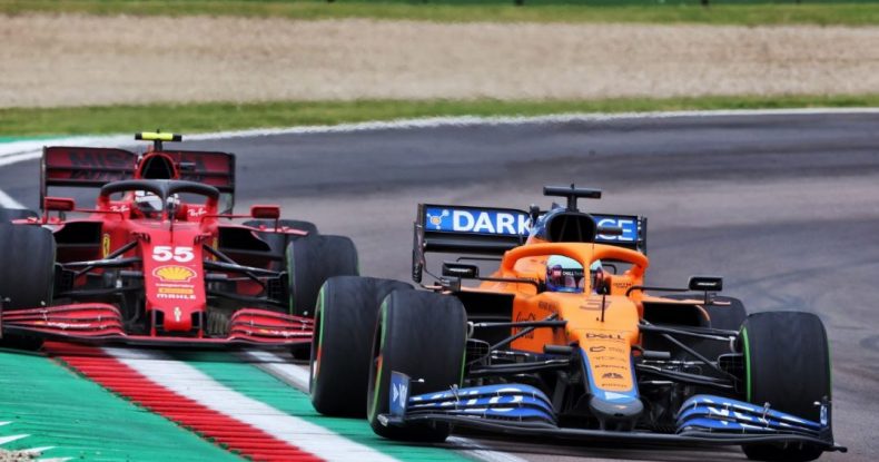 M.Həkkinen: Ferrari ilə McLaren-in rəqabəti gözəldir