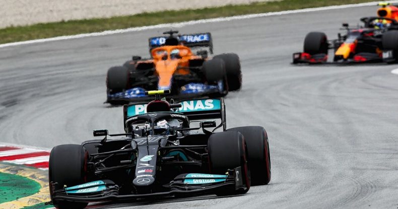 V.Bottas hər şeyin fərqindədir