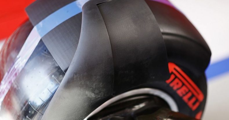 Haas komandası təkər qanadcığını test edib