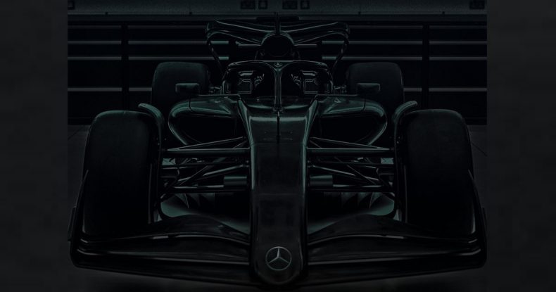 Mercedes yeni bolidi ilə bağlı ipucu verib