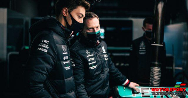 C.Vavls: Rassell tez öyrəşdi C.Vavls: Rassell tez öyrəşdi