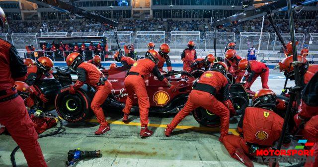 K.Sayns: Ferrari qayıtdı