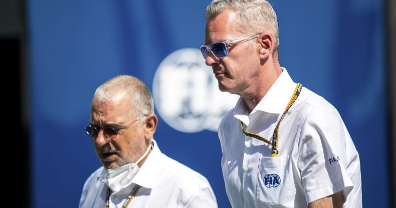 Hər iki yarış direktoru koronaya yoluxub