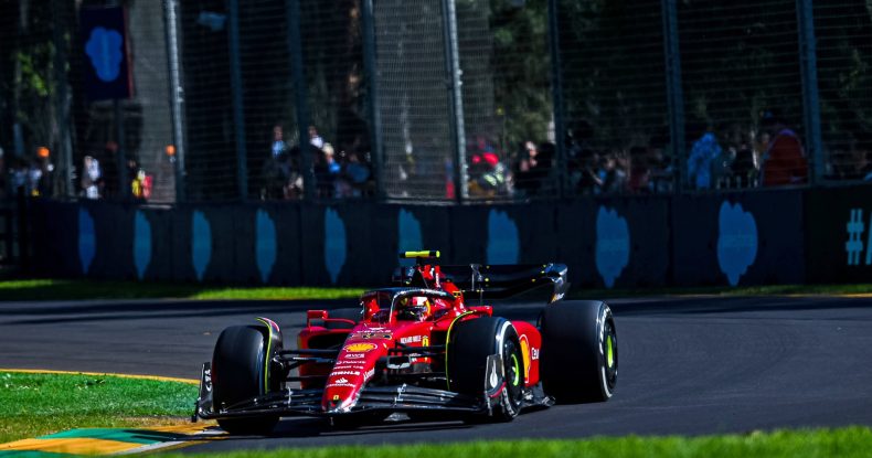 M.Zurer: Ferrari strareqləri qovmalıdır