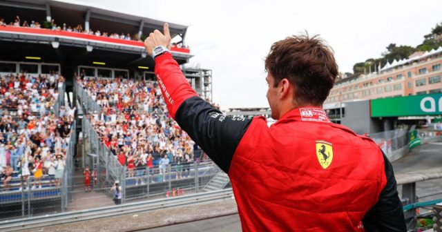 Ş.Lekler xoşbəxtdir Ş.Lekler xoşbəxtdir