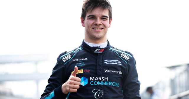 Britaniyalı sürücüdən Silverstounda ilk poul Britaniyalı sürücüdən Silverstounda ilk poul