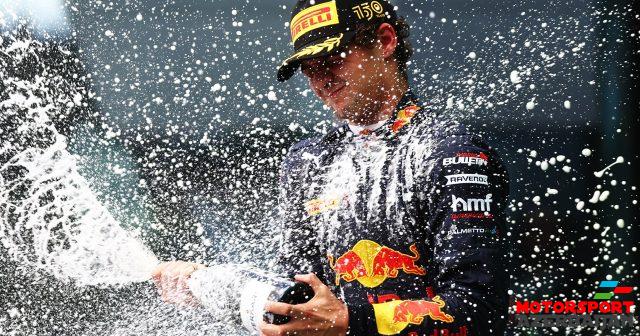 Krouford ilk qələbəsini qazanıb Krouford ilk qələbəsini qazanıb