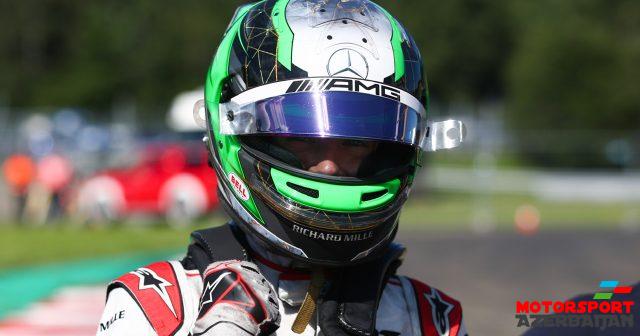 Vestidən karyerasında ilk poul Vestidən karyerasında ilk poul