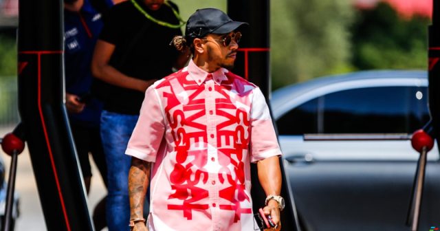 L.Həmilton: Getmək fikrim yoxdur L.Həmilton: Getmək fikrim yoxdur