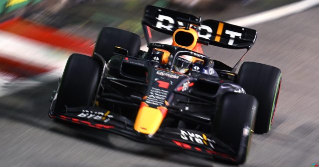 M.Ferstappen: Problemlərin səbəbini tapmalıyıq M.Ferstappen: Problemlərin səbəbini tapmalıyıq