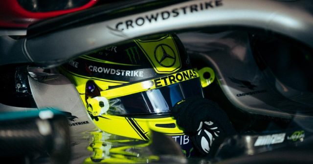 L.Həmilton: Yeniliklərə baxmayaraq uduzuruq L.Həmilton: Yeniliklərə baxmayaraq uduzuruq