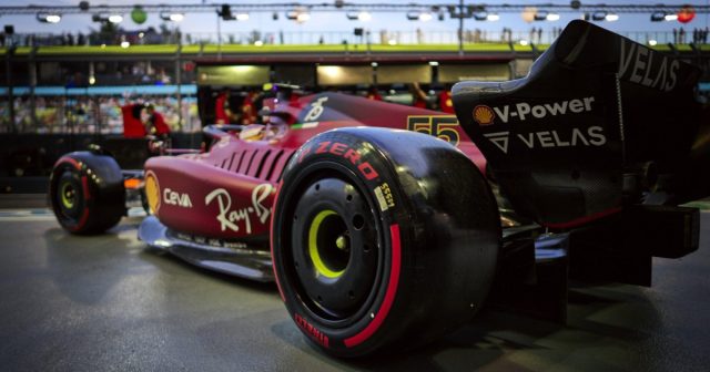 K.Sayns: Poul məndə idi K.Sayns: Poul məndə idi