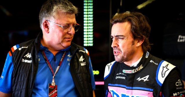 F.Alonso: Artıq yaşıl maşın sürmək istəyirəm F.Alonso: Artıq yaşıl maşın sürmək istəyirəm