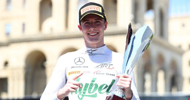 Rəsmən: Vesti Mercedes sürəcək Rəsmən: Vesti Mercedes sürəcək