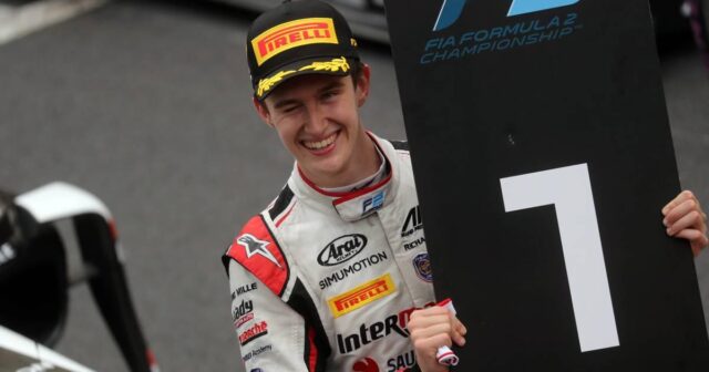 T.Purşer komandasında qalır T.Purşer komandasında qalır