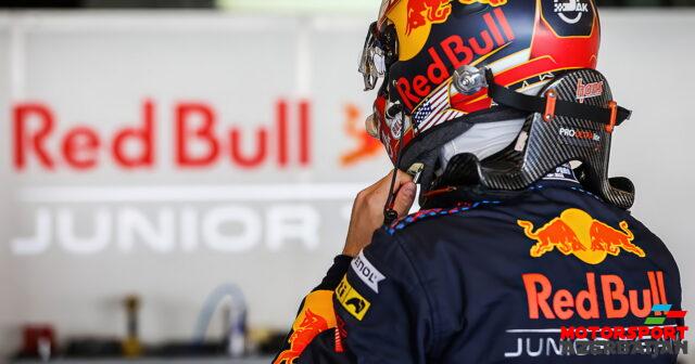 Red Bull gənc sürücülər proqramının bütün üzvlərinin adını açıqlayıb Red Bull gənc sürücülər proqramının bütün üzvlərinin adını açıqlayıb