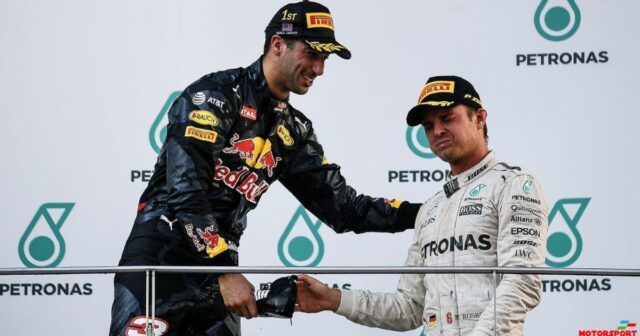 D.Rikkardo Rosberqi anlayır D.Rikkardo Rosberqi anlayır