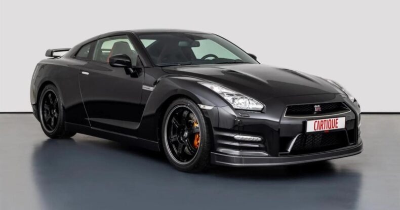 Fettelin kolleksiyasındakı Nissan satılır